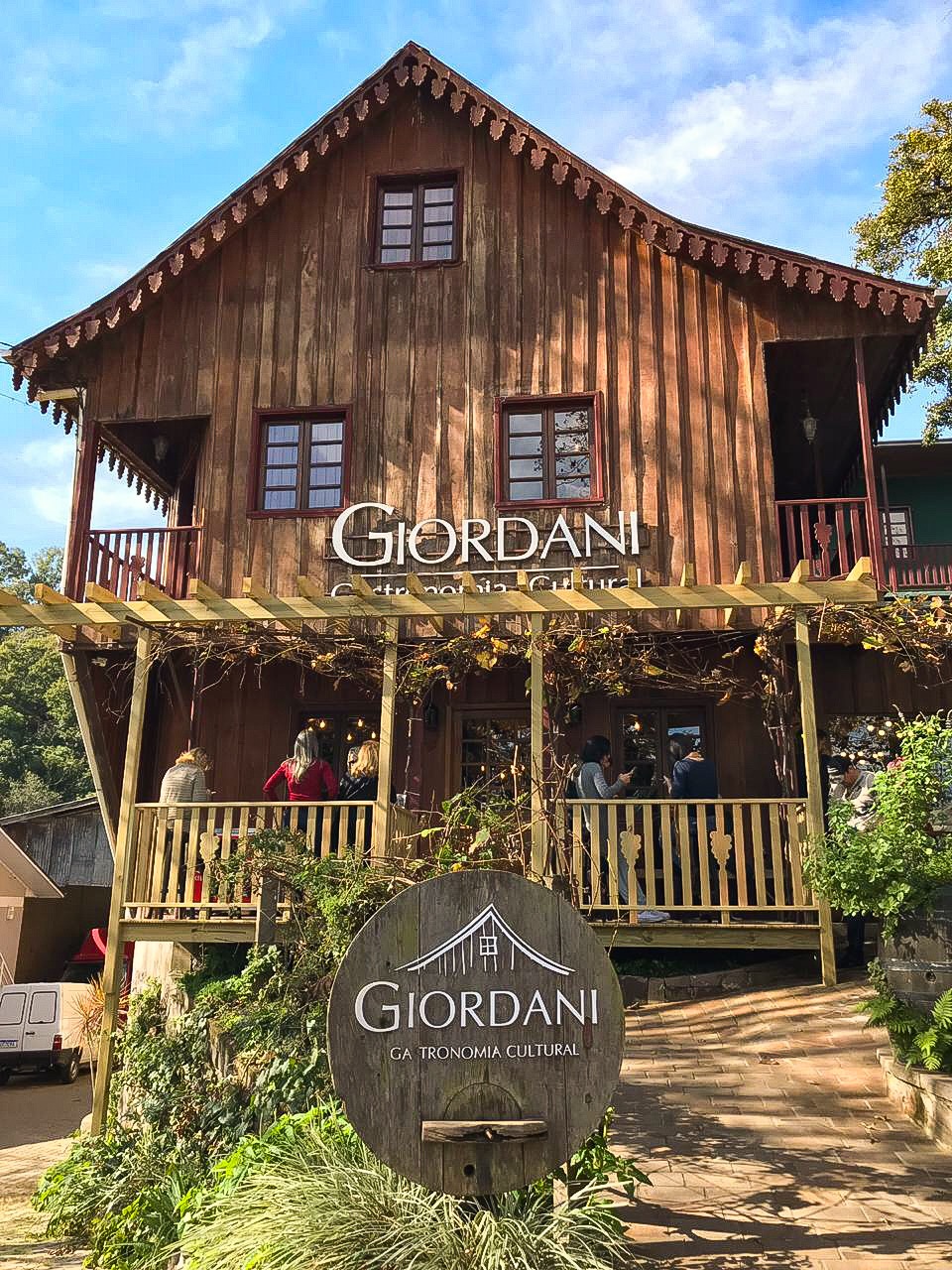 foto da fachada da Giordani Gastronomia onde comer e beber no Vale dos Vinhedos