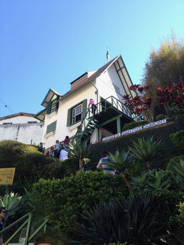 foto da casa de Santos Dumont em Petrópolis final de semana na Serra Fluminense