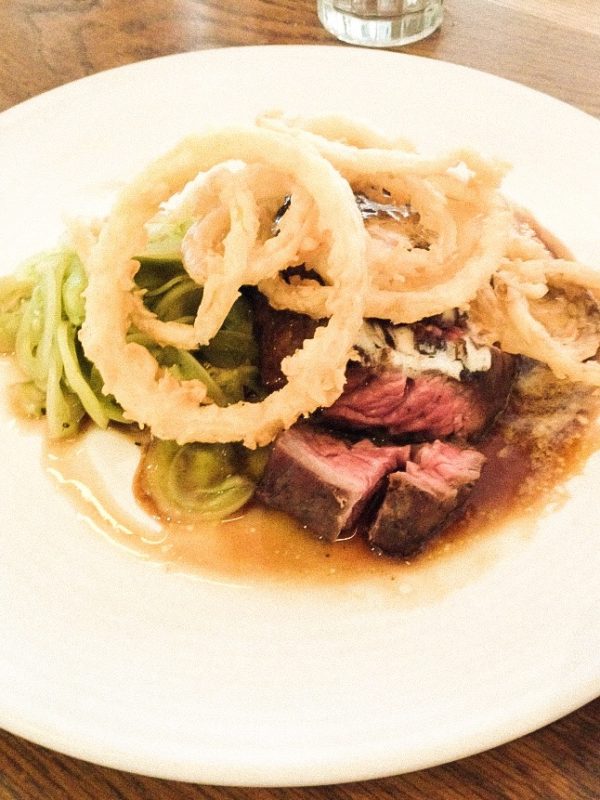 foto do steak do Coogee Pavillion onde comer em Sydney