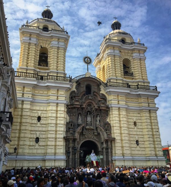 foto da Igreja de San Francisco roteiro em Lima