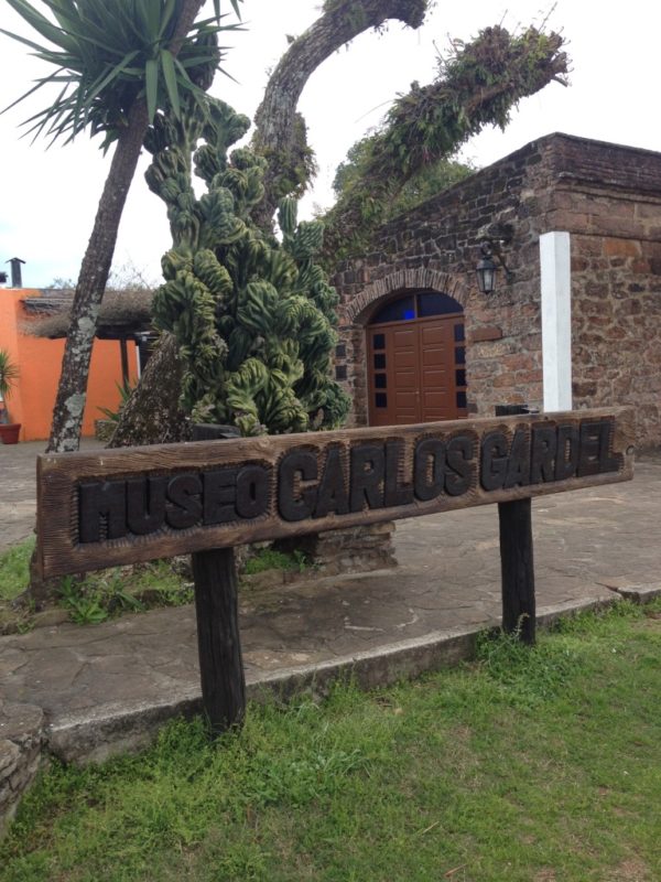 foto do Museo Gardel no Valle Eden em Tacuarembó viagem de carro pelo Uruguai