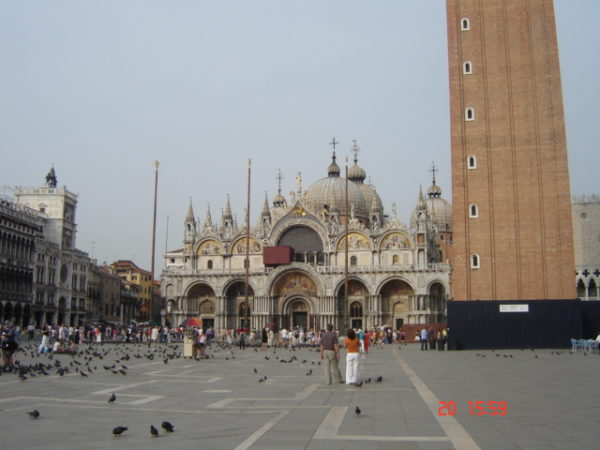 foto da Piazza San Marco em Veneza na Itália mochilão pela Europa