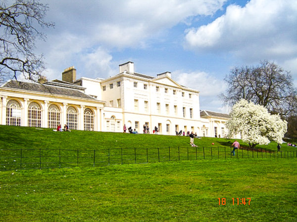 foto da Kenwood House no Hampstead Heath em Londres na Inglaterra