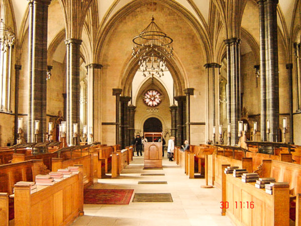 foto do interior da Temple Church em Londres