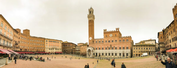 foto da Piazza del Campo em Siena na Itália