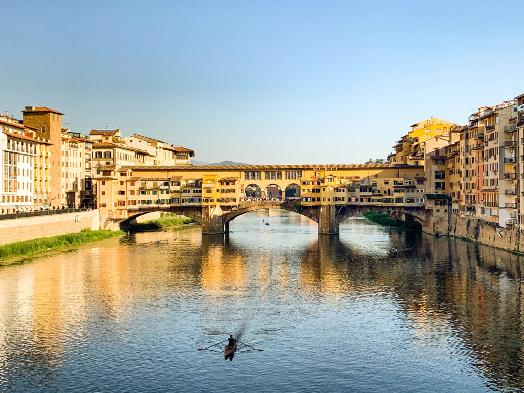 foto da Ponte Vecchio em Florença viajar pela Itália